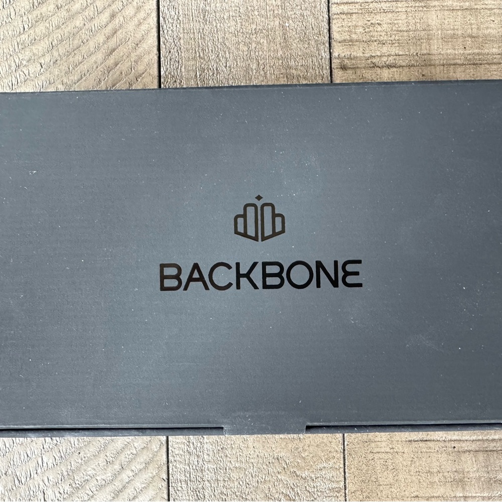 BACKBONE - PlayStation Edition Mobile Gaming Controller for iPhone - Picture 8 of 12